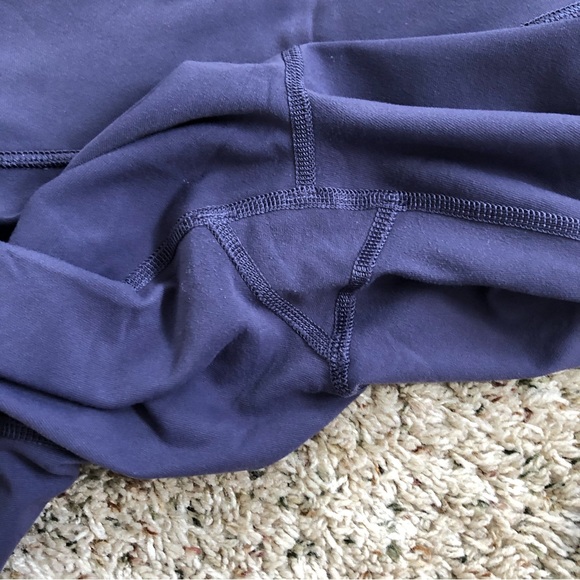 Lululemon Wunder Under Reversible Pant - Picture 6 of 7